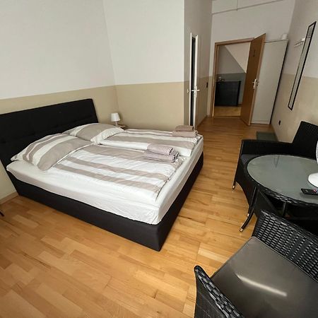 Doppelzimmer Mit Bad-Tv- 9 Meine Exteriér fotografie
