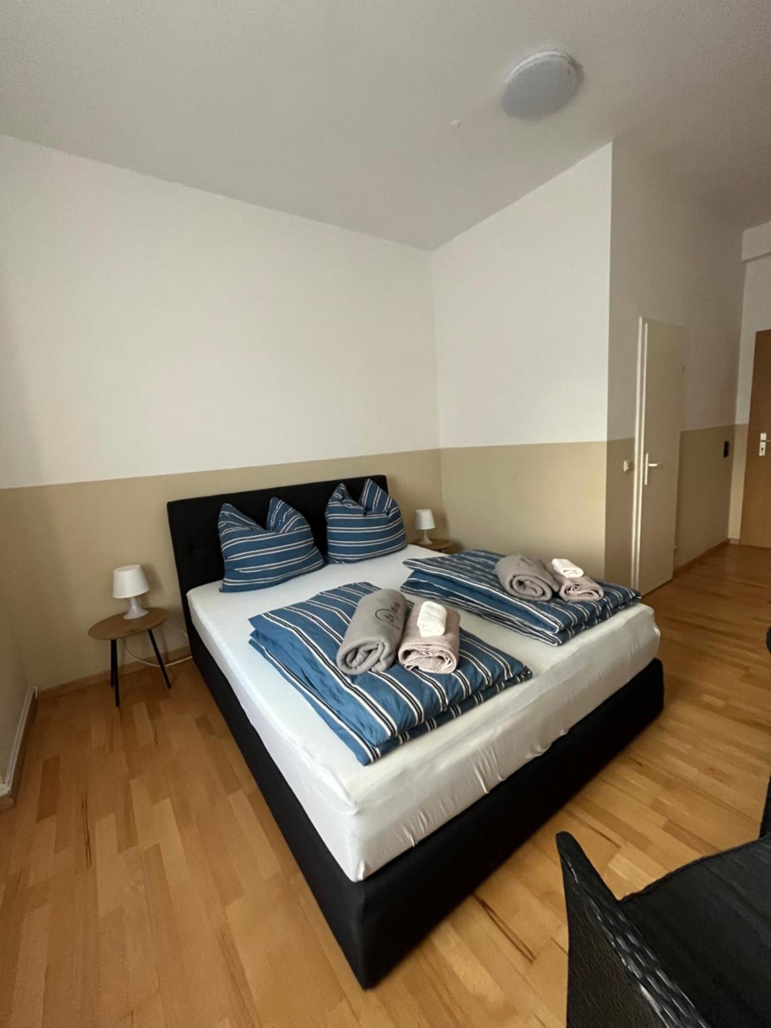 Doppelzimmer Mit Bad-Tv- 9 Meine Exteriér fotografie