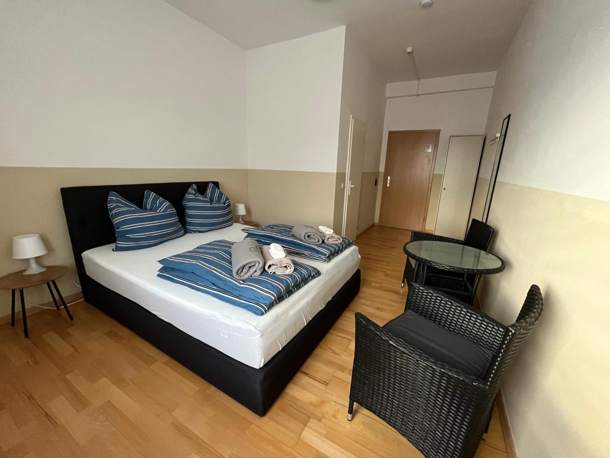 Doppelzimmer Mit Bad-Tv- 9 Meine Exteriér fotografie