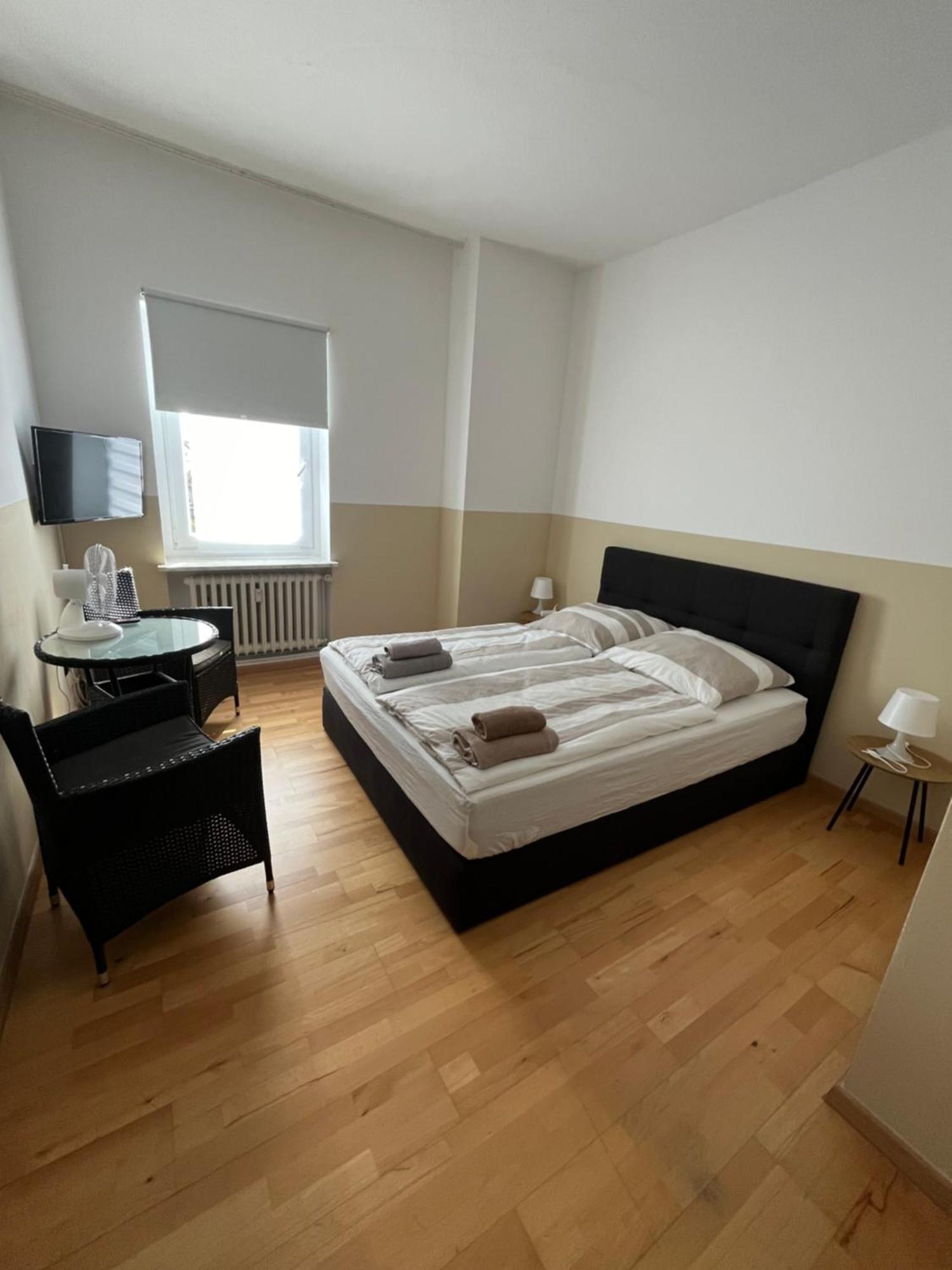 Doppelzimmer Mit Bad-Tv- 9 Meine Exteriér fotografie