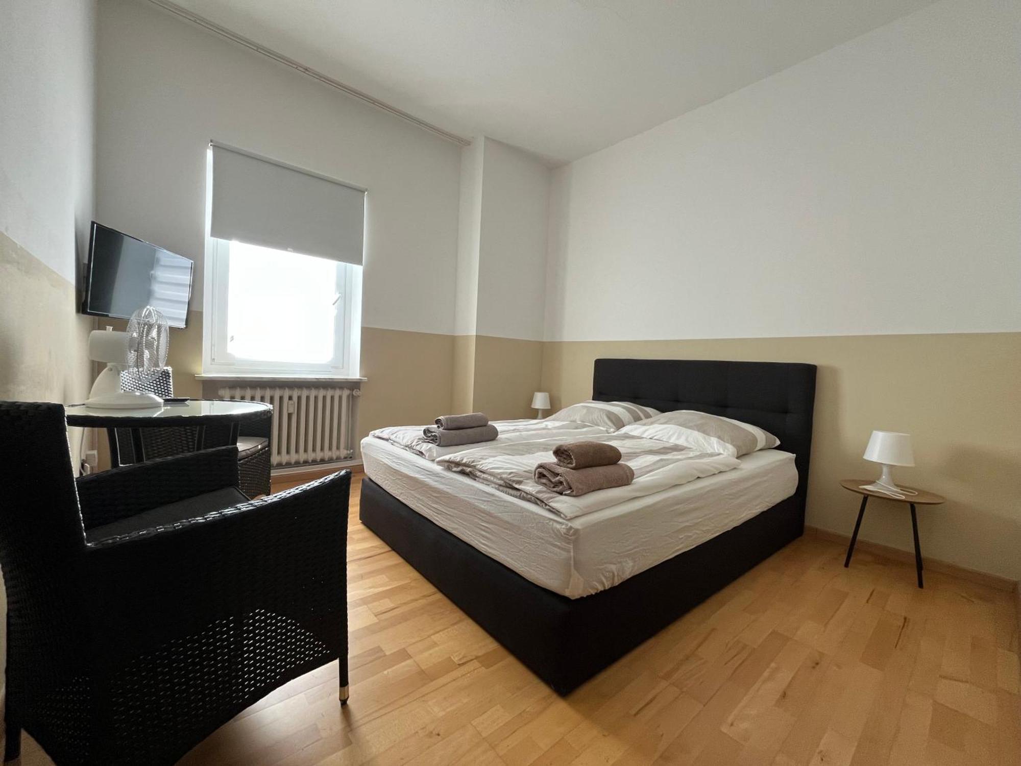 Doppelzimmer Mit Bad-Tv- 9 Meine Exteriér fotografie